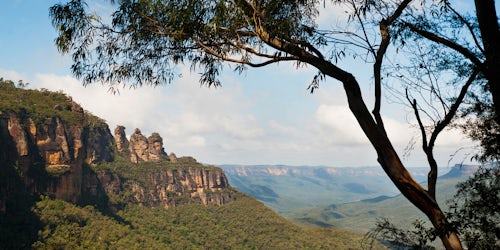 Australia Landscape Photography Panoramic photo of the Three Sisters Blue Mountains Katoomba New South Wales Australia