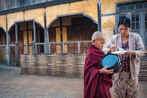 Documentary Travel Photography by UK London Documentary Travel Photographer Myanmar Burma Pindaya 2